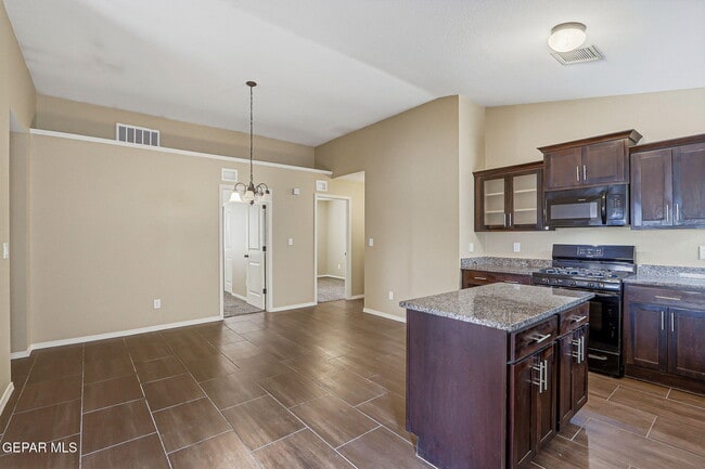 Building Photo - 4976 Joe Castillo St