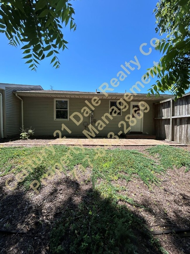 Building Photo - Beautiful 2 BR Home in Dover School District
