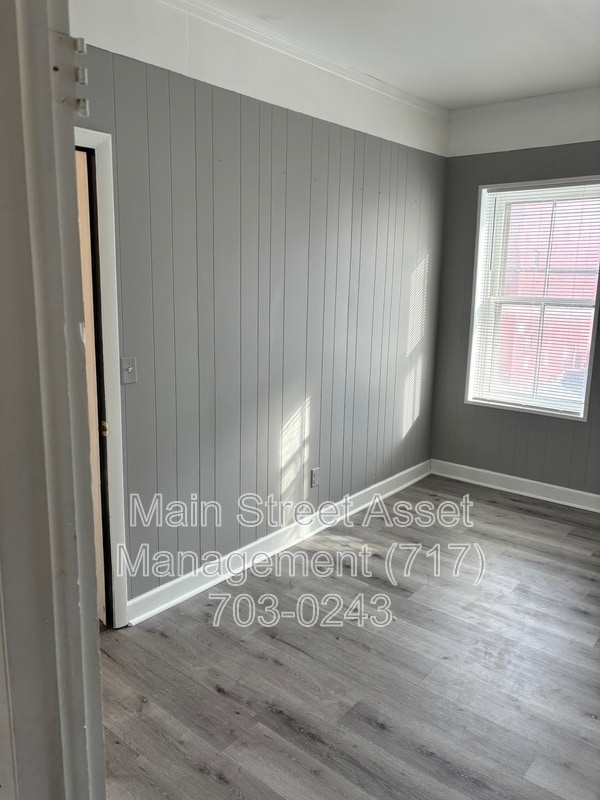 Building Photo - 831 Willow St