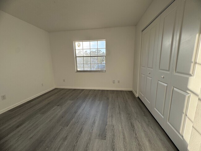 Building Photo - 5064 Springwood Rd