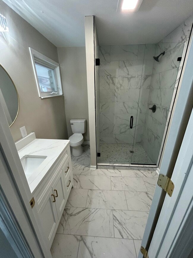 Building Photo - 104 Colby Hls Dr