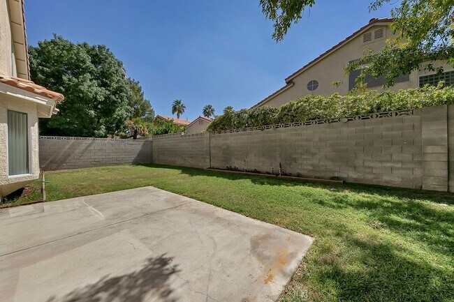 Building Photo - 151 Kachina Dr