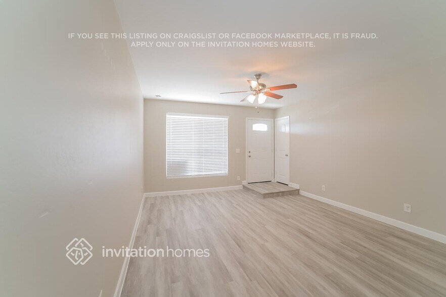Building Photo - 2925 N 86th Dr