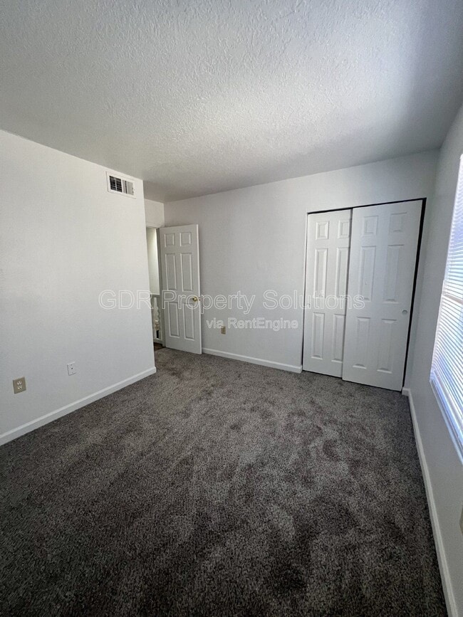 Building Photo - 420 Tennessee St NE