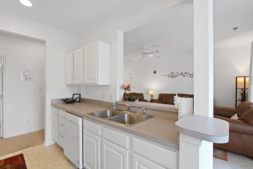 Building Photo - 35542 E Atlantic Cir