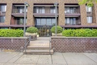 Building Photo - 209-33 26th Ave
