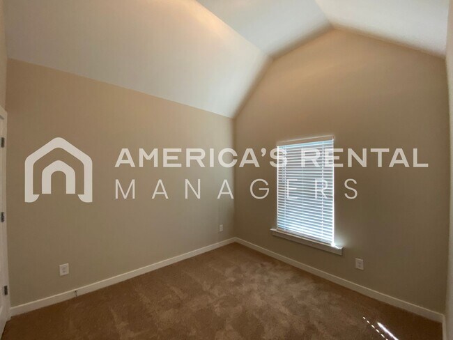 Building Photo - Home for Rent in Jasper, AL!!!  View with ...