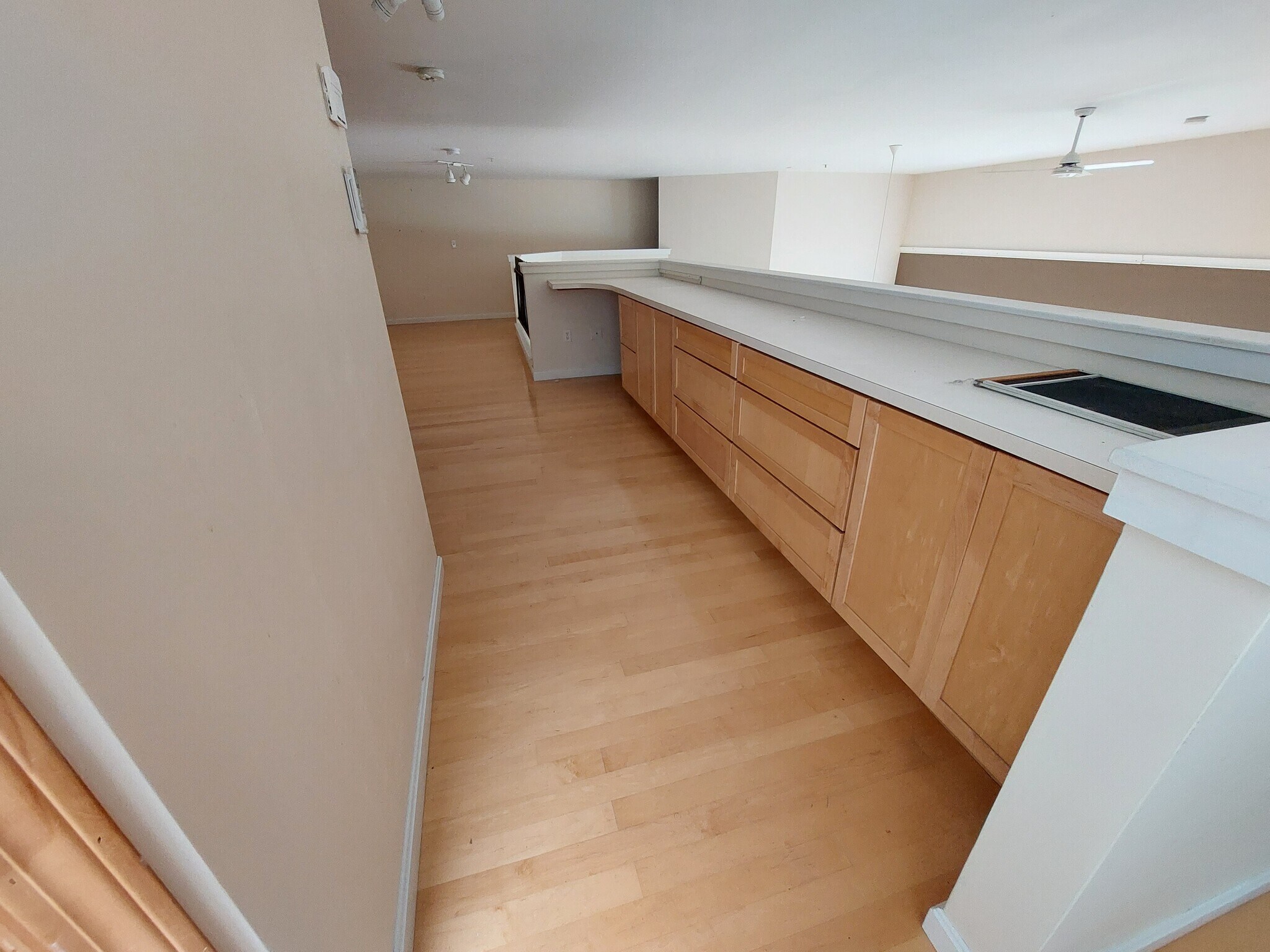 Building Photo - 145 Anderson St