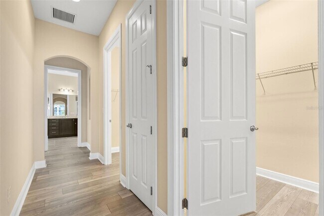 Building Photo - 1021 Kestrel Ct