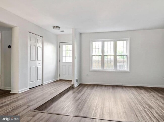 Building Photo - 1468 Lowell Ct