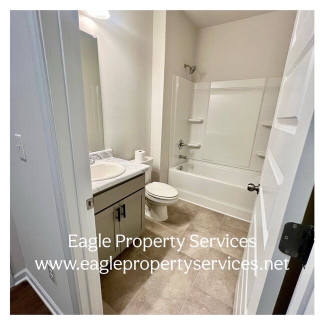 Building Photo - 138 Orion Dr