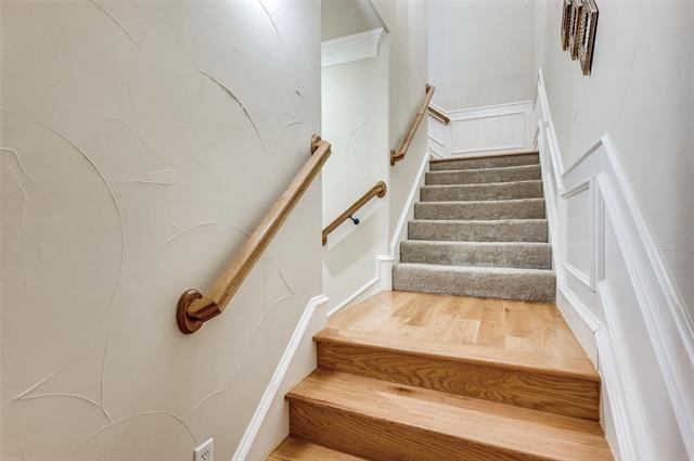 Building Photo - 632 Rockingham Dr