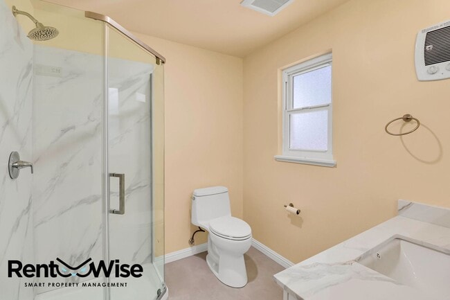 Building Photo - 4260 Ruthelma Ave