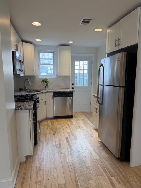 Building Photo - 2117 Titan St