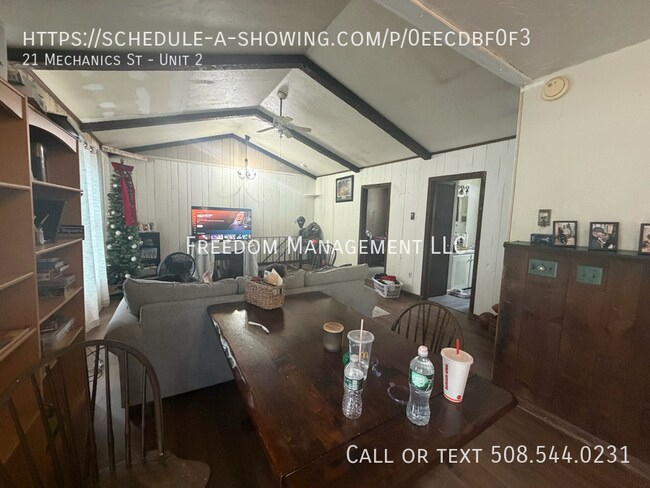 Building Photo - 21 Mechanics St