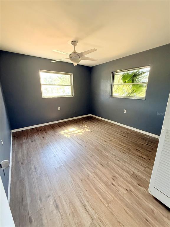 Building Photo - 731 71st Ave N