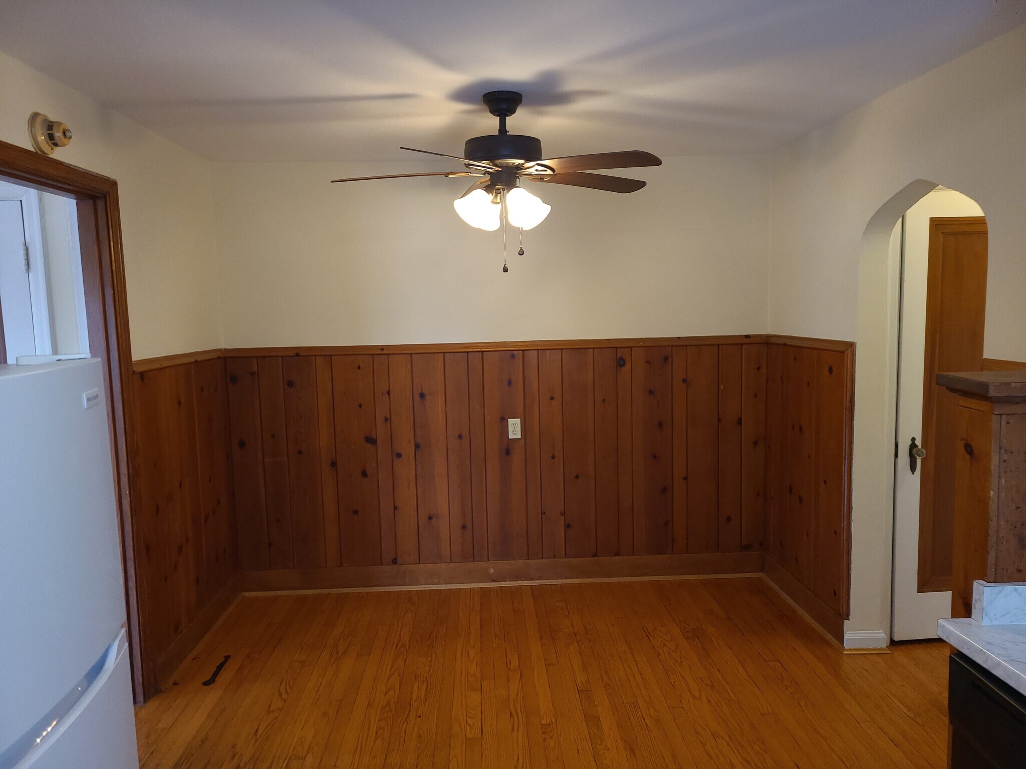 Building Photo - 234 Woolper Ave