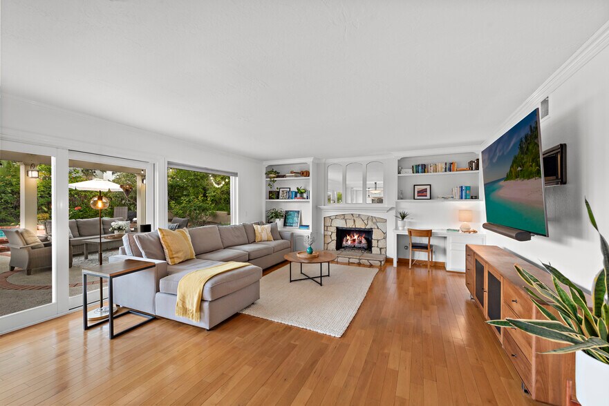 Building Photo - 784 S Goldfinch Way