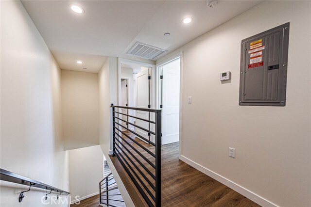 Building Photo - 1857 Crenshaw Blvd