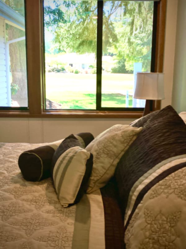 Building Photo - 107 Fairway Dr