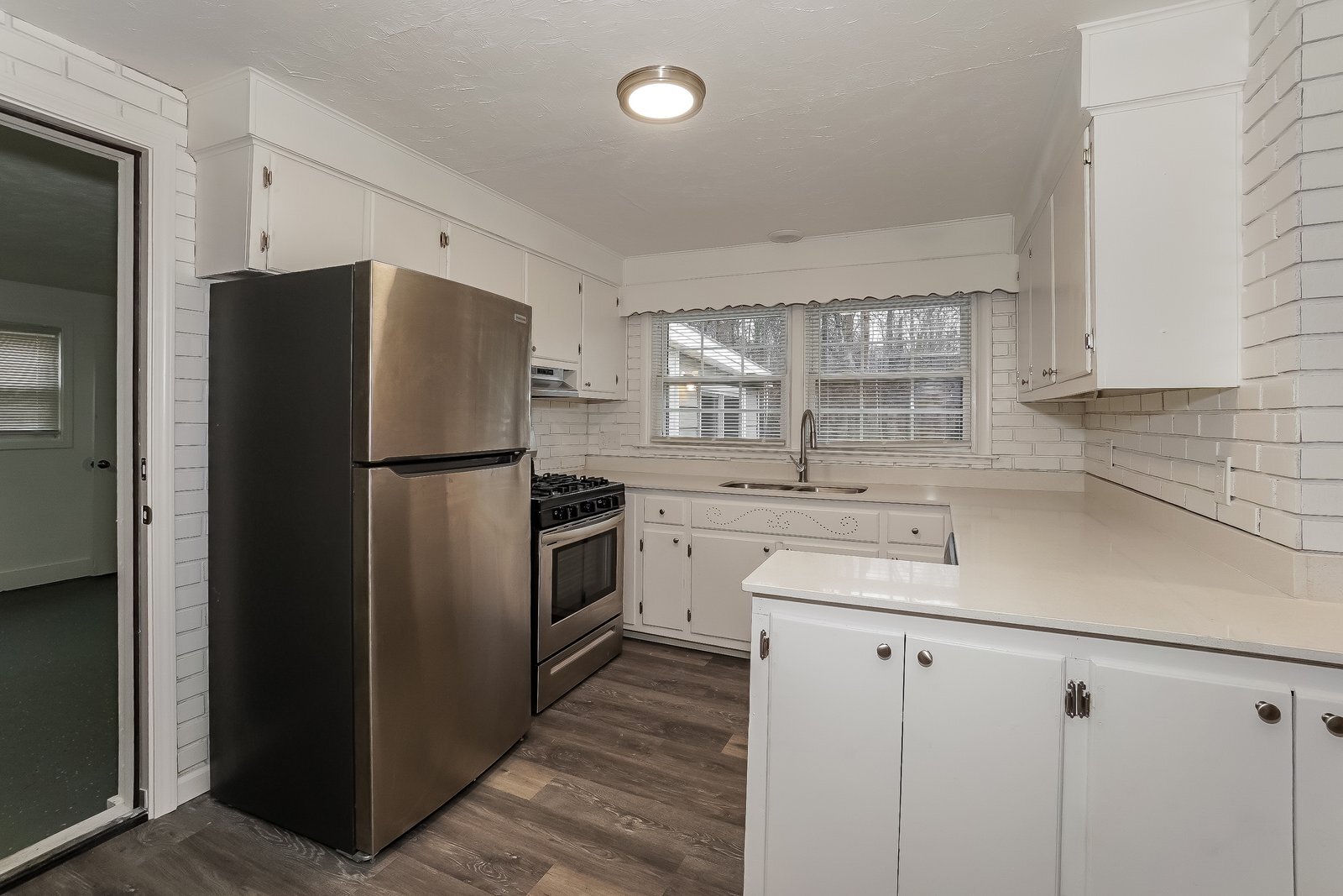 Building Photo - 808 Irving Park Blvd