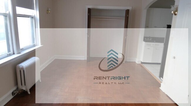 Building Photo - 1209 W Sherwin Ave