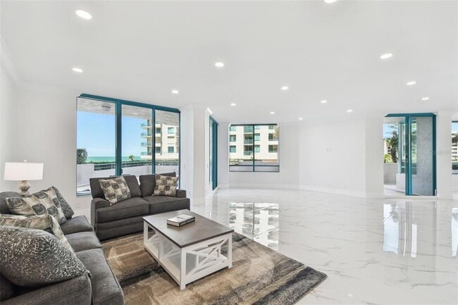 Building Photo - 1560 Gulf Blvd