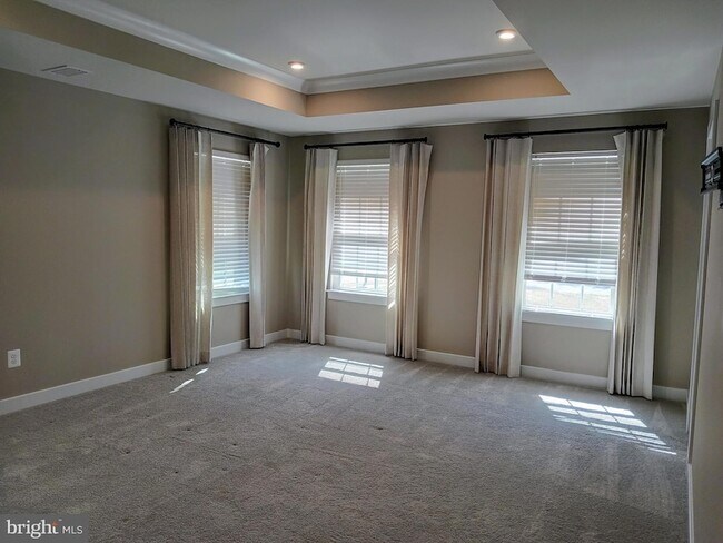 Building Photo - 116 Elmsley Ln