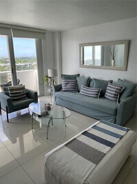 Building Photo - 9195 Collins Ave