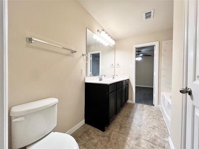 Building Photo - 660 River Garden Dr