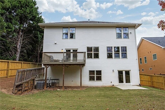 Building Photo - 2675 Sugar Mill Dr SE