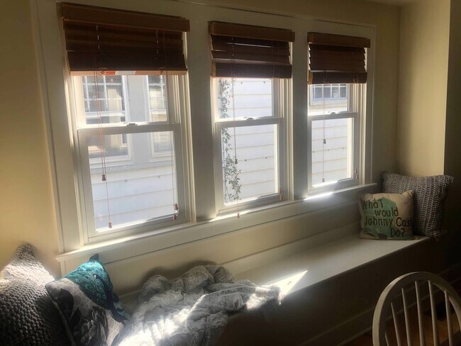 Building Photo - 5105 E North St