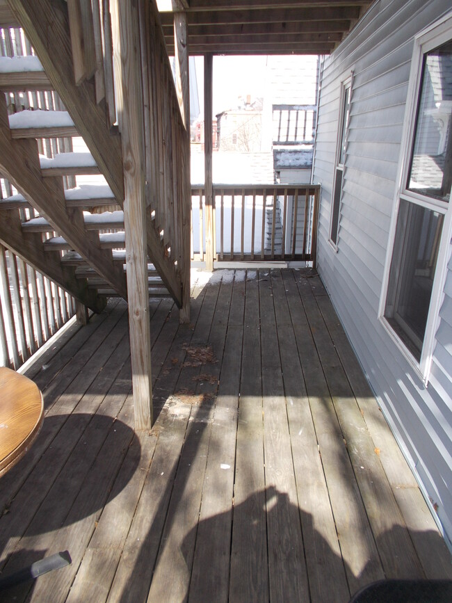 Deck - 248 Valley St