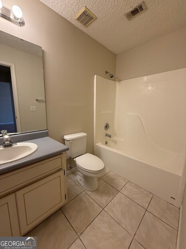 Building Photo - 95 Talbot Ct