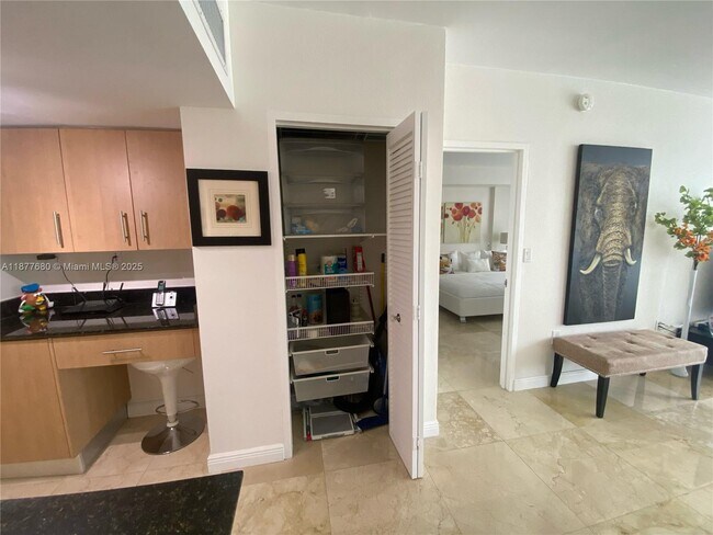 Building Photo - 10275 Collins Ave