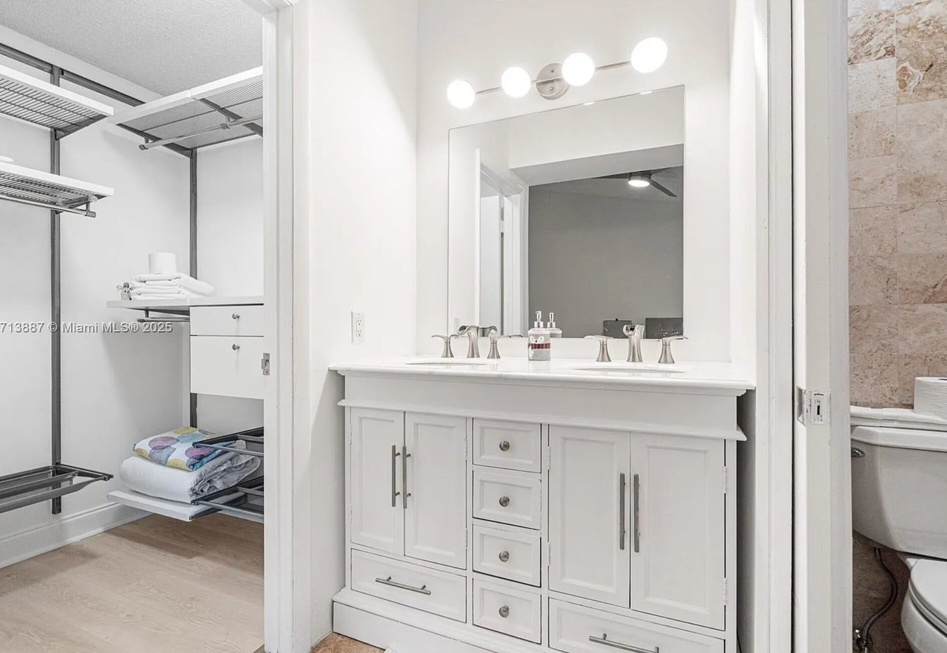 Master Bath - 5036 NW 66th Ln