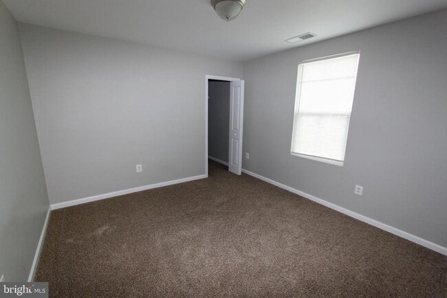 Building Photo - 123 Singleton Way