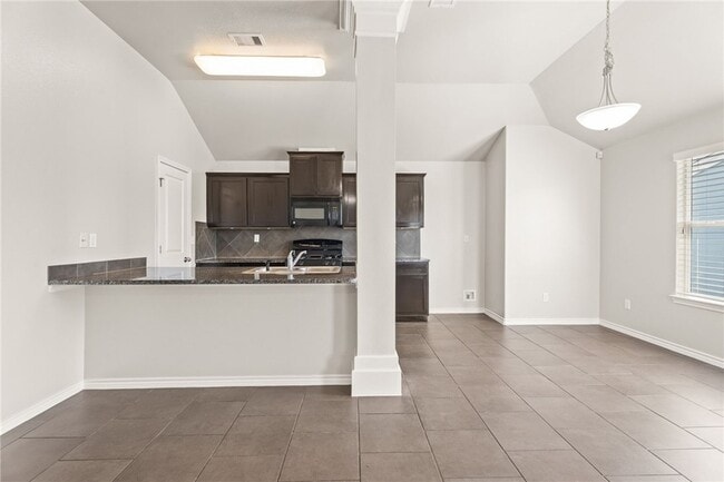 Building Photo - 7308 Kolda Dr