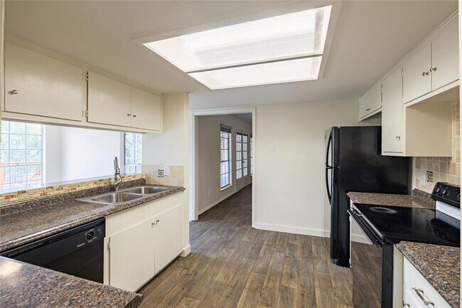 Building Photo - 9848 Weir Lp Cir