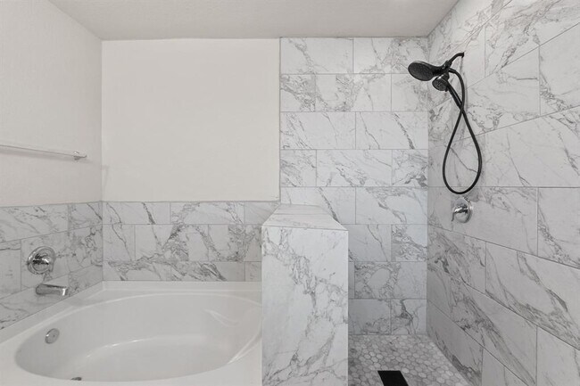 Building Photo - 240 Nectar Dr