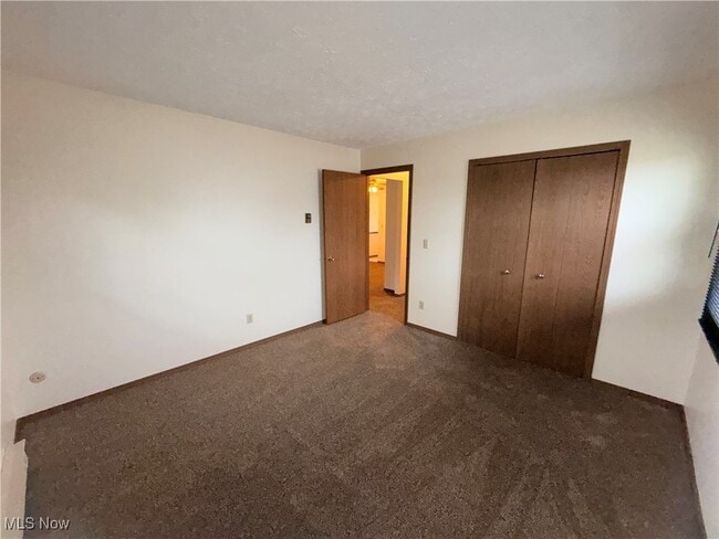 Building Photo - 46 Carter Cir