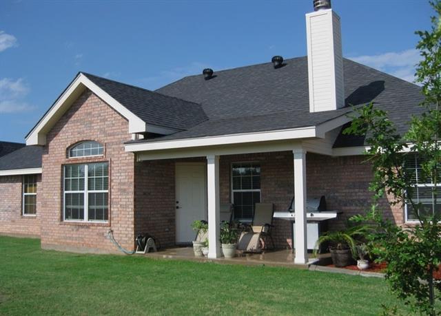 Building Photo - 3209 White Oaks Dr