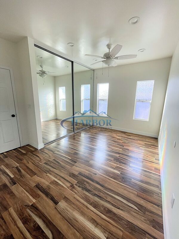 Building Photo - 646-646 W 19th St