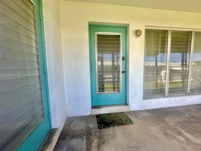 Building Photo - 1520 Garfield St