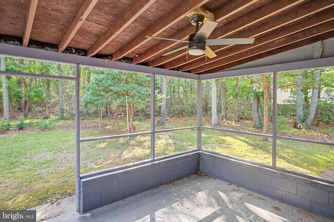 Building Photo - 26 French Ln