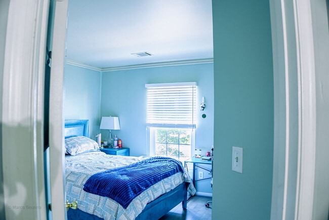 Building Photo - 21682 Kings Crossing Terrace