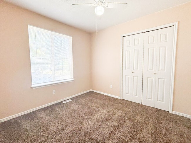 Building Photo - Spacious 5-Bedroom Home in Stansbury Park ...