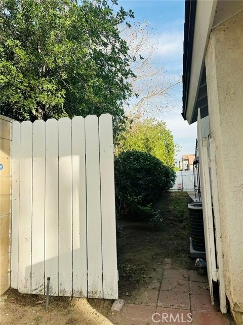 Building Photo - 602 Dunes Ct