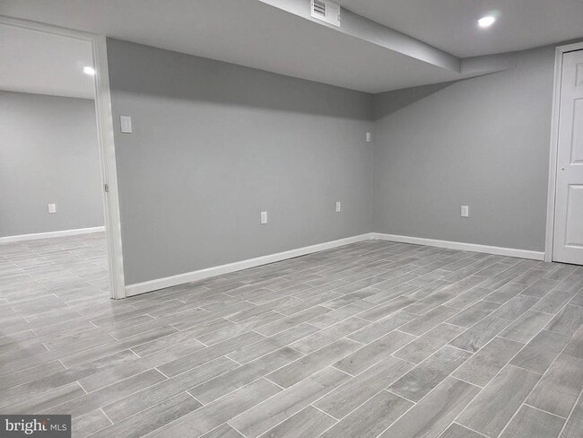 Building Photo - 28 Briar Ln