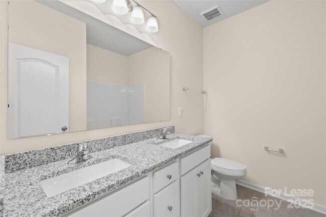 Building Photo - 720 Wood Lily Dr